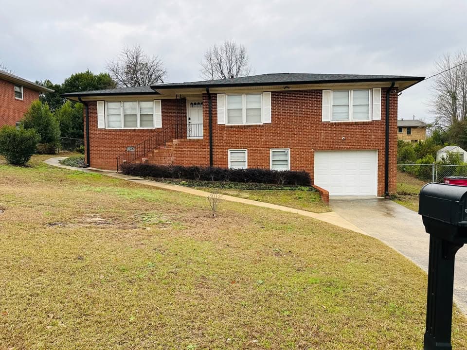 1474 Westbury Dr, Macon
