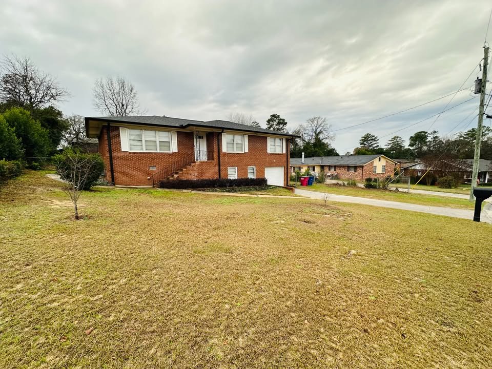 1474 Westbury Dr, Macon